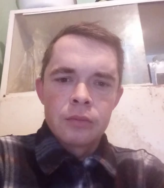 <span>Aleksandr, 37</span> <span style='width: 25px; height: 16px; float: right; background-image: url(/bitmaps/flags_small/BY.PNG)'> </span><br><span>Vitebsk, 白俄罗斯</span> <input type='button' class='joinbtn' style='float: right' value='JOIN NOW' />