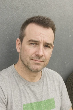 <span>Mal, 47</span>&nbsp;<span style='width: 25px; height: 16px; float: right; background-image: url(/bitmaps/flags_small/AU.PNG)'>&nbsp;</span><br><span>Sydney, Australia</span>&nbsp;<input type='button' class='joinbtn' style='float: right' value='JOIN NOW' />