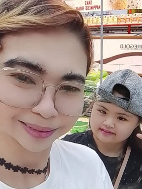 Women from Philippines for dating / Ladies from Philippines for dating