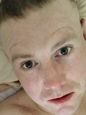 English men looking for love