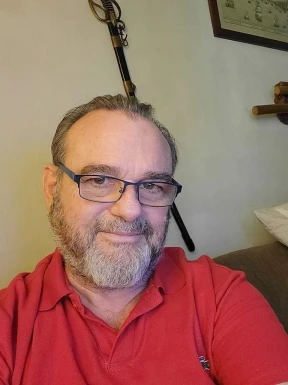 <span>George, 64</span> <span style='width: 25px; height: 16px; float: right; background-image: url(/bitmaps/flags_small/GR.PNG)'> </span><br><span>Athens, Greece</span> <input type='button' class='joinbtn' style='float: right' value='JOIN NOW' />