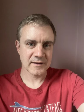 <span>Tony, 49</span>&nbsp;<span style='width: 25px; height: 16px; float: right; background-image: url(/bitmaps/flags_small/UK.PNG)'>&nbsp;</span><br><span>London, United Kingdom</span>&nbsp;<input type='button' class='joinbtn' style='float: right' value='JOIN NOW' />