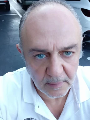 Spanish men looking for love