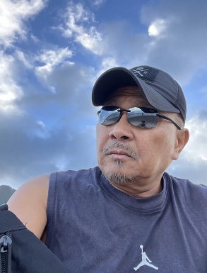 American men looking for love